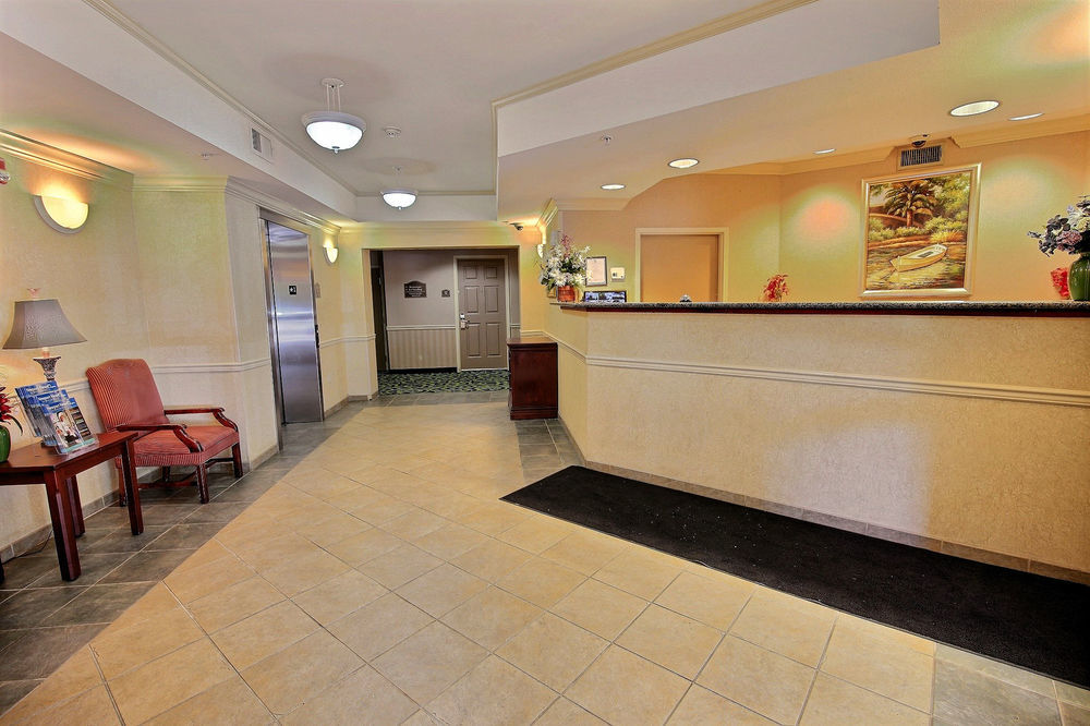 Crestwood Suites Of Newport News Dış mekan fotoğraf